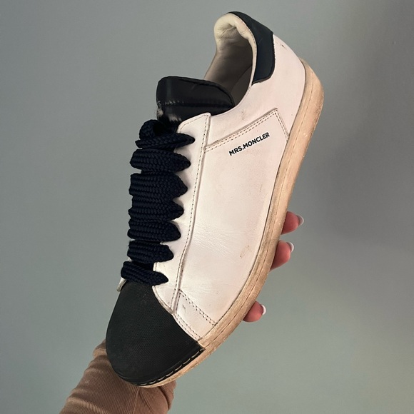Women’s Mrs. Moncler sneakers - Picture 2 of 5